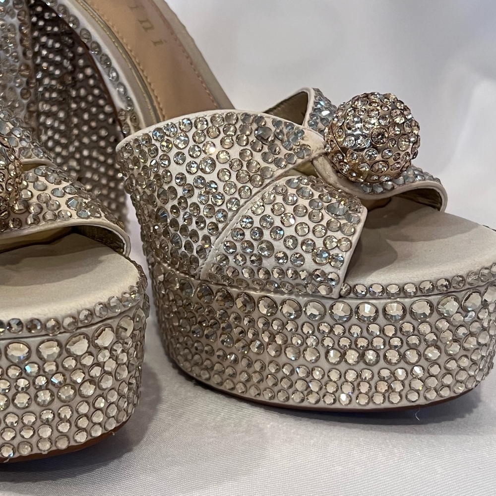 Elegant Rhinestone Embellished Platform Heels - Soft Gold - Picture 9 of 10